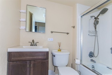 Turnkey, fully furnished 983 sq. ft. condo in desirable Ala Wai - photo 22