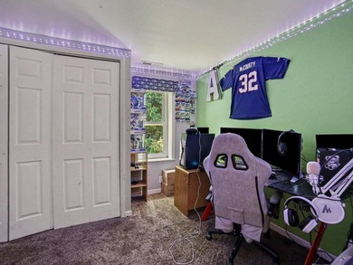 Charming 3 bedroom bungalow offering comfort, space, and - photo 10