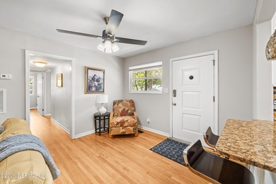Welcome to your move-in-ready retreat just steps from NAS - photo 30