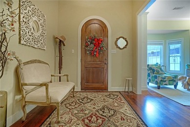 Homes that offer location, elegance, and space don't come up - photo 4