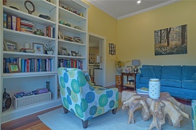 Homes that offer location, elegance, and space don't come up - photo 6