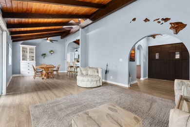 Fully Remodeled Home with Bonus Room & 3-Car Garage in Kona - photo 10