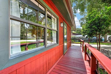 Welcome to this charming 2-bedroom, 2-bath home with a versatile - photo 11