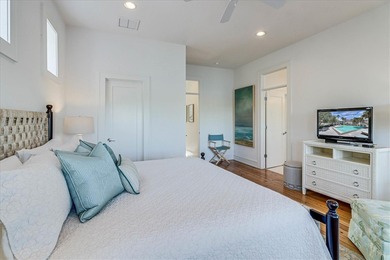Such a STUNNING COAST CONDO! Turnkey with elevator, boat lift - photo 20
