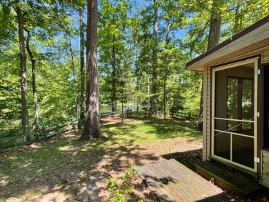 Waterfront Cottage - photo 9