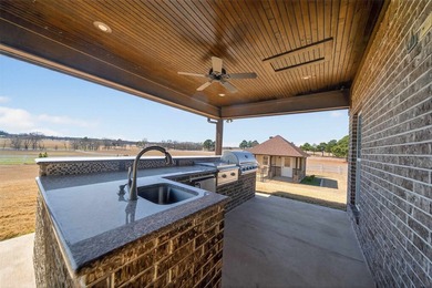 Discover luxury equestrian living in Stallion Lake Ranch - photo 32