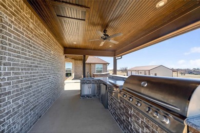 Discover luxury equestrian living in Stallion Lake Ranch - photo 33