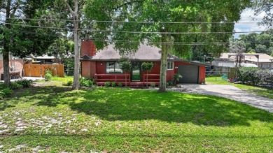 Welcome to this charming 2-bedroom, 2-bath home with a versatile - photo 35