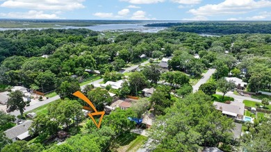 Welcome to this charming 2-bedroom, 2-bath home with a versatile - photo 42