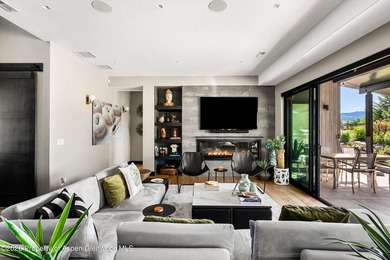 Set on one of the most coveted and premier locations within - photo 11