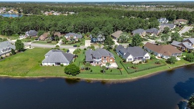 Luxury Waterfront Living with Private Pool in Plantation Lakes! - photo 14