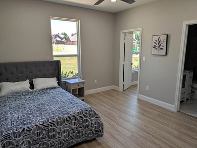 Welcome to where modern farmhouse style meets quality - photo 15