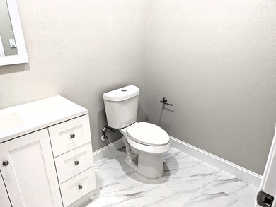 Welcome to where modern farmhouse style meets quality - photo 18