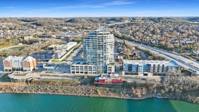 Lake Condo For Sale in Newport, Kentucky