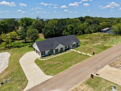 Welcome to where modern farmhouse style meets quality - photo 34