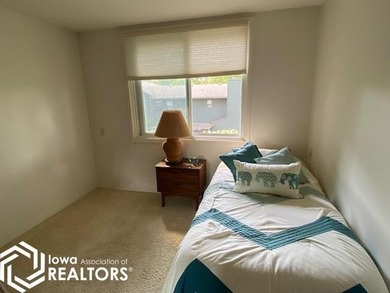 Spacious 5-Bedroom Home Overlooking Veterans Memorial Golf - photo 10
