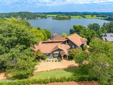 Experience the best of Knoxville lake living at 2426 Caravel - photo 2