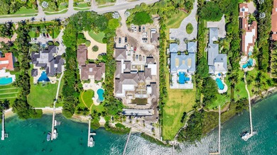 Set on over 1.6 acres on the desirable south end of Jupiter - photo 2