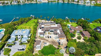 Set on over 1.6 acres on the desirable south end of Jupiter - photo 4