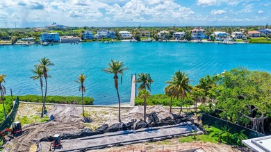 Set on over 1.6 acres on the desirable south end of Jupiter - photo 6