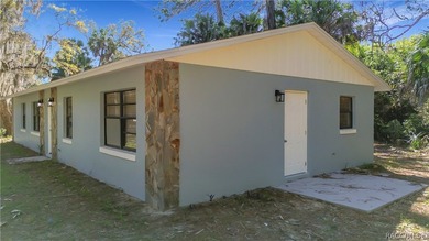 This property has a separate studio with full kitchen. Welcome - photo 13