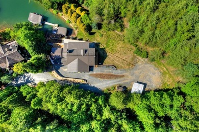 Welcome to one of Lake Blue Ridge's most extraordinary - photo 3