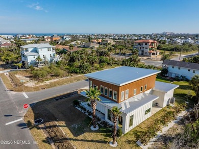Completed in 2023, this stunning custom home offers over 2,700 - photo 1