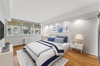 Beautiful Open Floor Plan Condo With Private Balcony Located In - photo 4