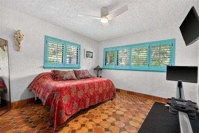 Situated 20 feet above sea level and located in a NON-FLOOD ZONE - photo 29