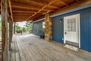 Adorable Cabin in the woods with plenty of privacy , sitting on - photo 36