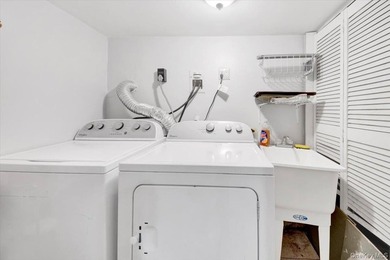 Fully detached single-family home PLUS an extra vacant lot! This - photo 9