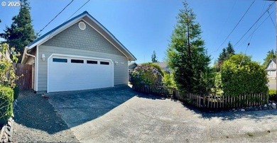 Coos Bay Home For Sale in Coos Bay Oregon