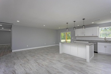 Welcome to 388 Edgewater Ave in Dayton, TN--a spacious and - photo 6