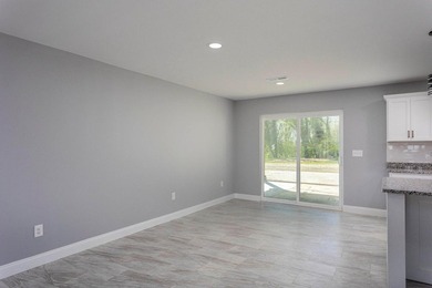 Welcome to 388 Edgewater Ave in Dayton, TN--a spacious and - photo 8