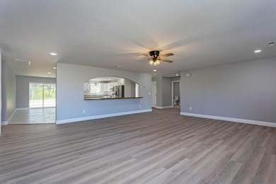 Welcome to 388 Edgewater Ave in Dayton, TN--a spacious and - photo 10
