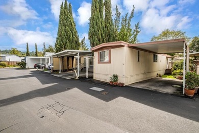 This well-maintained home presents a fantastic opportunity to - photo 4