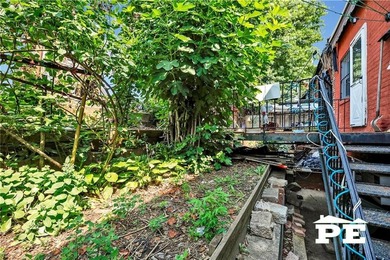 2 Family Brick Home for sale In Sheepshead Bay. The top floor - photo 23