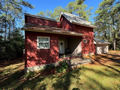 Charming farmhouse-style home in the heart of Rayburn Country - photo 31