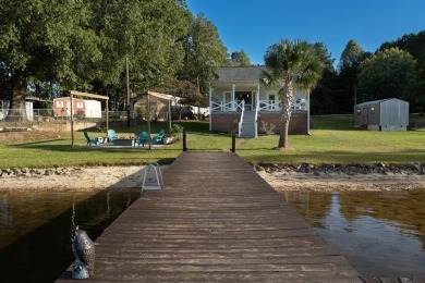 Lake Home For Sale in Ninety Six, South Carolina