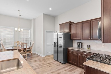 721 Jade Dr offers an easy elegance that's hard to find. Set - photo 11