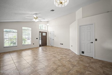 Pool Home + Cul-de-Sac + Oversized Lot! Welcome to this well - photo 11