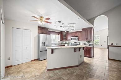 Pool Home + Cul-de-Sac + Oversized Lot! Welcome to this well - photo 12