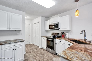 Enjoy easy living in Northchase, where mature trees, outstanding - photo 14
