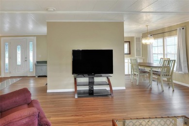 LOW-COST YEAR AROUND LIVING! VERY WELL MAINTAINED! Fully - photo 14