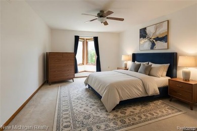 Beautiful home on a large interior lot backing to wooded commons - photo 15