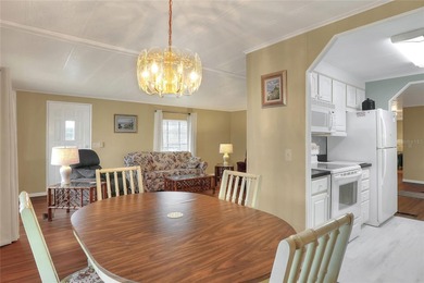 LOW-COST YEAR AROUND LIVING! VERY WELL MAINTAINED! Fully - photo 16