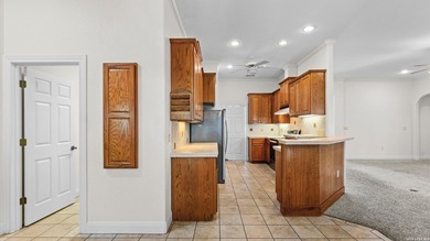 Welcome to this beautifully maintained, single-story Texas Hill - photo 17