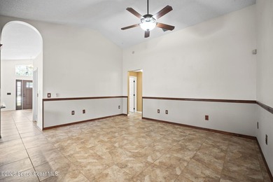 Pool Home + Cul-de-Sac + Oversized Lot! Welcome to this well - photo 20
