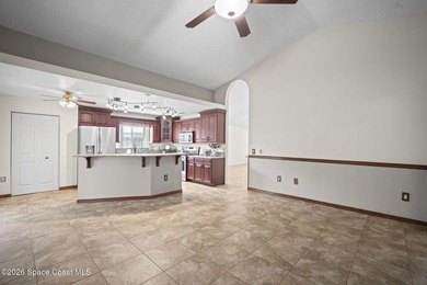 Pool Home + Cul-de-Sac + Oversized Lot! Welcome to this well - photo 21