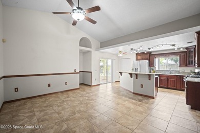 Pool Home + Cul-de-Sac + Oversized Lot! Welcome to this well - photo 22